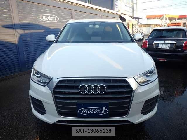 Audi Q3 2015-07 8098066-4