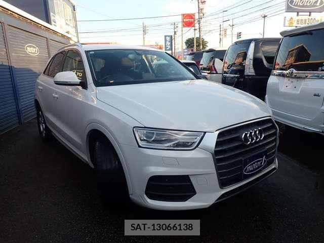 Audi Q3 2015-07 8098066-5