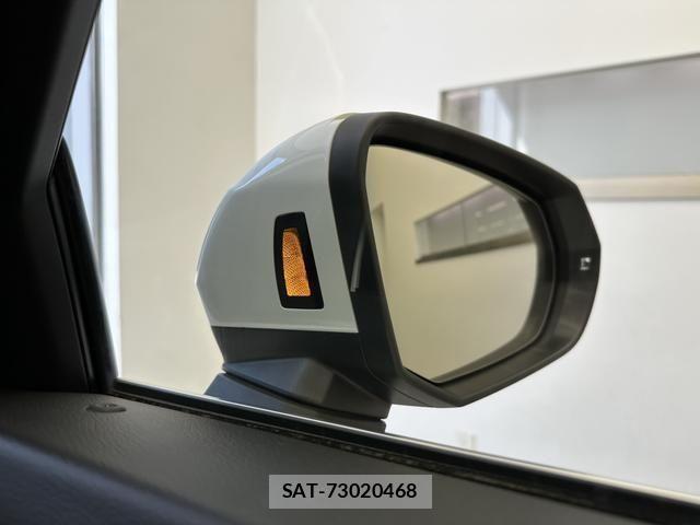 Audi Q3 2024-09 8129023-9