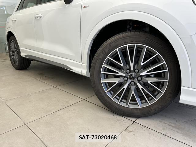 Audi Q3 2024-09 8129023-16