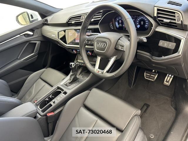 Audi Q3 2024-09 8129023-1