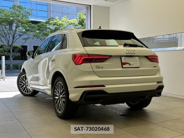 Audi Q3 2024-09 8129023-2