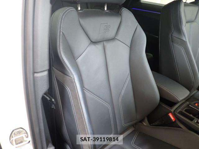 Audi Q3 2023-06 8157983-23