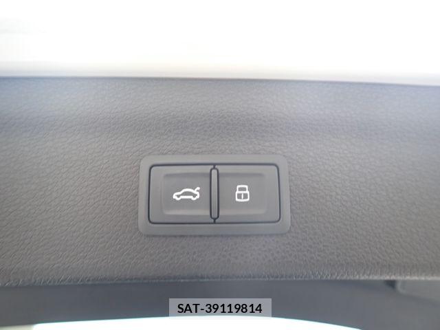 Audi Q3 2023-06 8157983-25