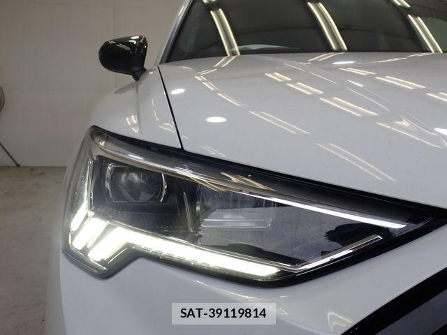 Audi Q3 2023-06 8157983-8
