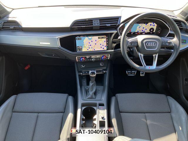 Audi Q3 2023-07 8206395-1
