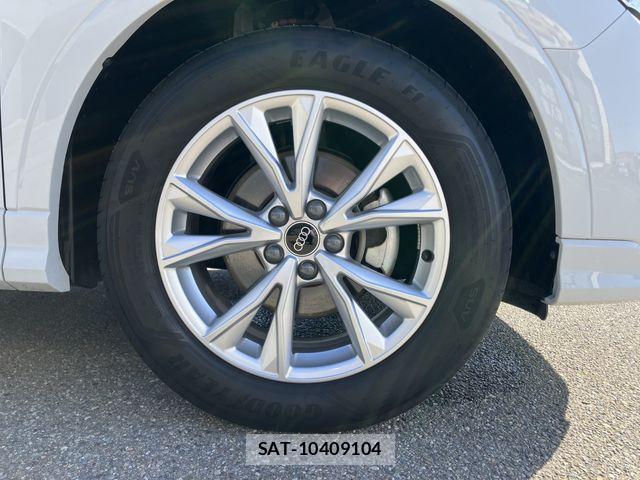 Audi Q3 2023-07 8206395-27