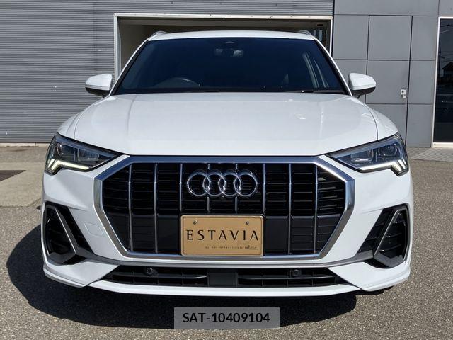 Audi Q3 2023-07 8206395-3