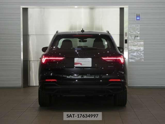 Audi Q3 2025-05 8206389-9