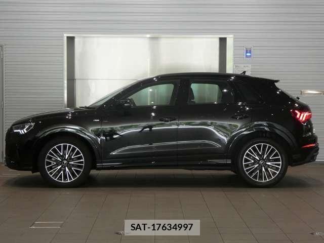 Audi Q3 2025-05 8206389-11