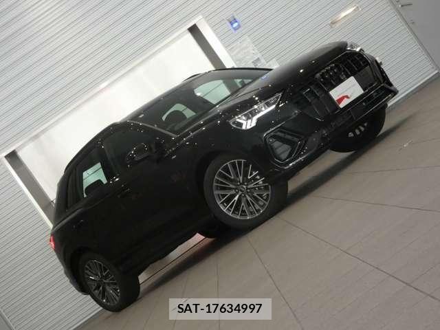 Audi Q3 2025-05 8206389-12