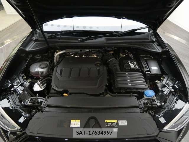 Audi Q3 2025-05 8206389-14