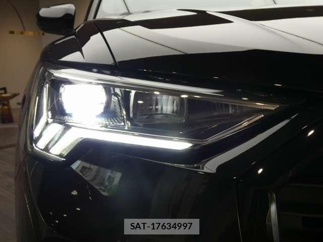 Audi Q3 2025-05 8206389-17