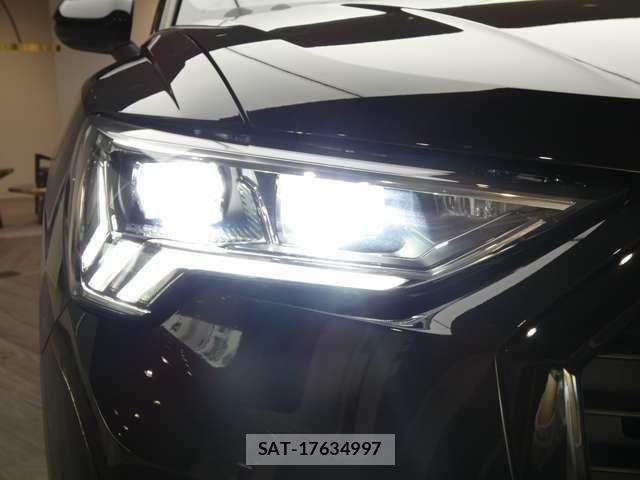 Audi Q3 2025-05 8206389-18