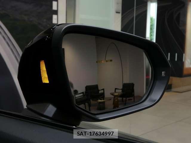Audi Q3 2025-05 8206389-22