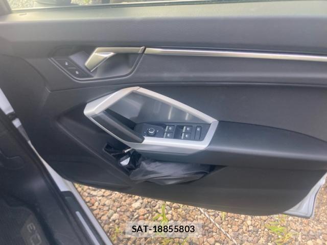 Audi Q3 2024-02 8228945-11