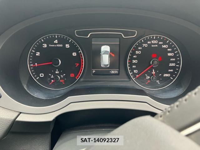 Audi Q3 2012-10 8228948-19