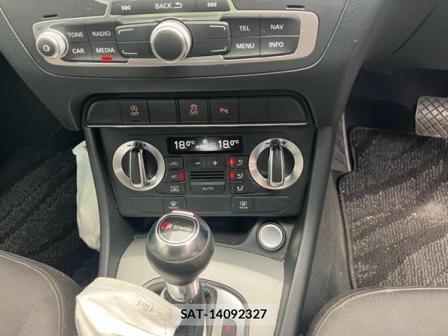 Audi Q3 2012-10 8228948-23