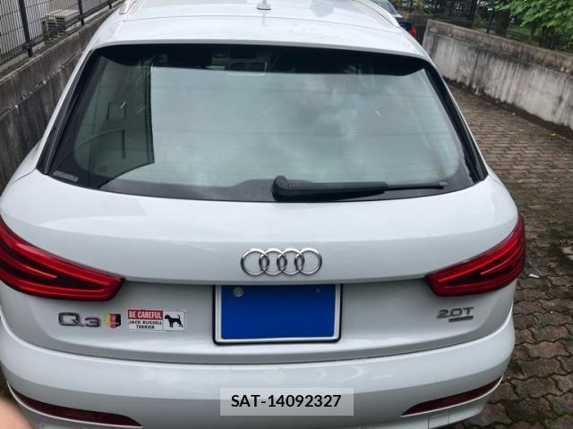 Audi Q3 2012-10 8228948-2