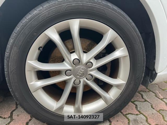 Audi Q3 2012-10 8228948-8