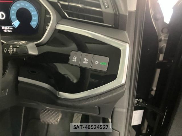 Audi Q3 2025-07 8228946-13