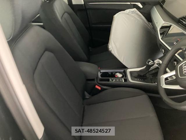 Audi Q3 2025-07 8228946-15