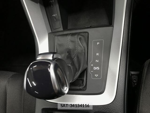 Audi Q3 2022-02 8313155-13