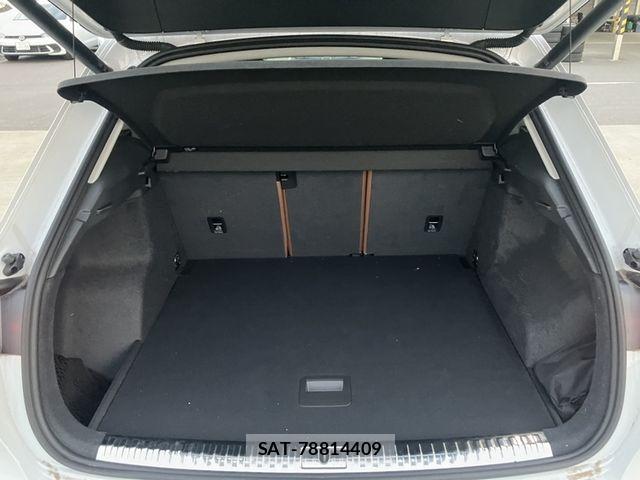 Audi Q3 2023-12 8313148-12