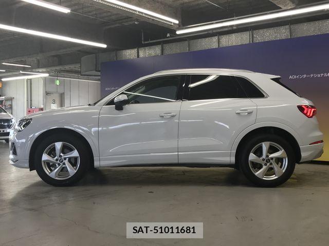 Audi Q3 2021-08 8313152-4