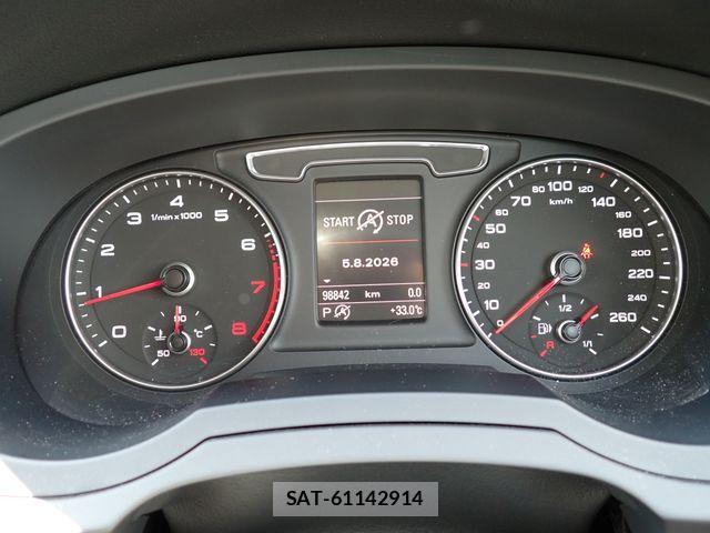 Audi Q3 2016-07 8334938-9
