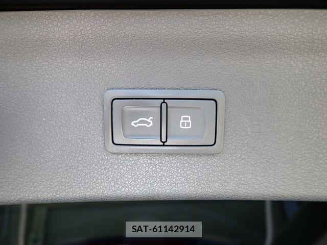 Audi Q3 2016-07 8334938-23