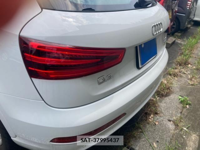 Audi Q3 2013-09 8334941-9