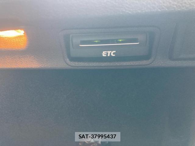 Audi Q3 2013-09 8334941-23