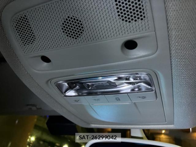 Audi Q3 2013-02 8364828-22