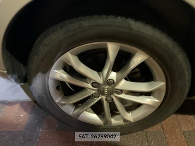 Audi Q3 2013-02 8364828-6