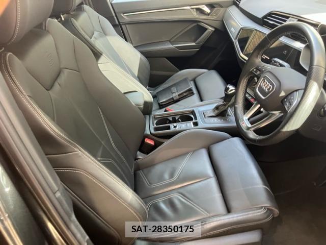 Audi Q3 2023-09 8364824-16
