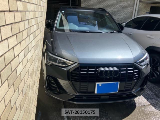 Audi Q3 2023-09 8364824-1