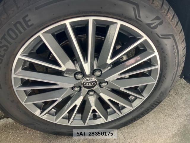 Audi Q3 2023-09 8364824-4