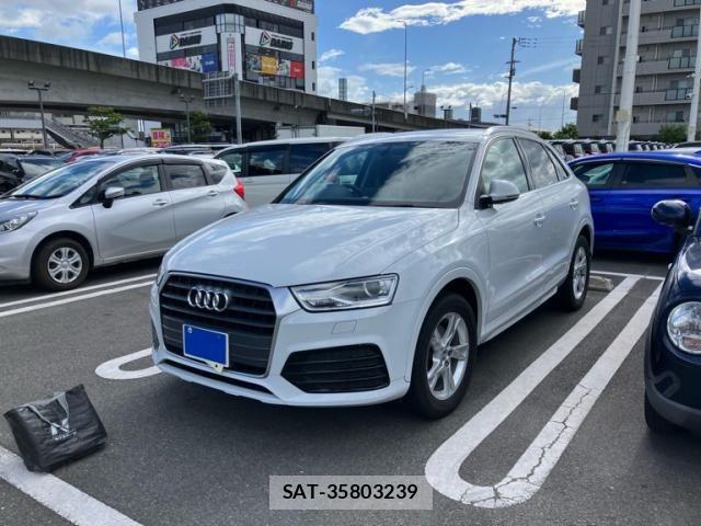 Audi Q3 2017-03 8364826-0