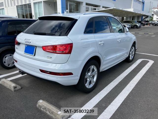 Audi Q3 2017-03 8364826-2