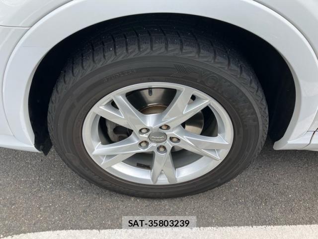 Audi Q3 2017-03 8364826-8