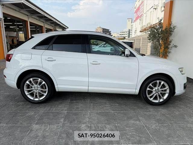 Audi Q3 2012-08 8411292-11