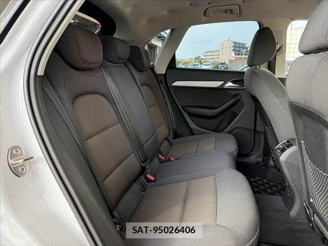 Audi Q3 2012-08 8411292-17