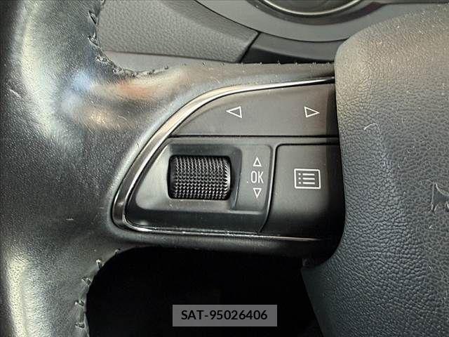 Audi Q3 2012-08 8411292-25