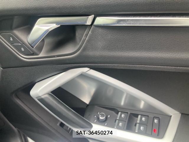 Audi Q3 2022-12 8411087-13