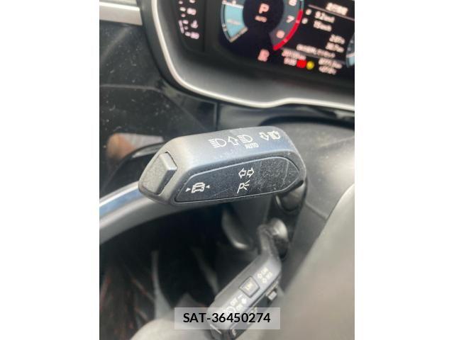Audi Q3 2022-12 8411087-23