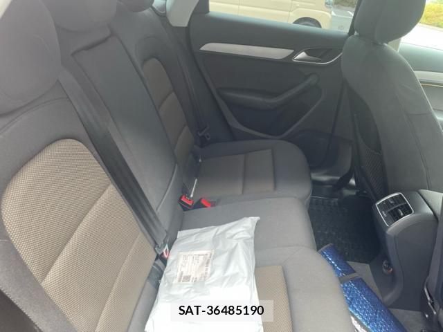 Audi Q3 2013-01 8411285-6