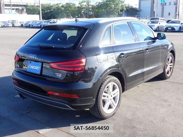 Audi Q3 2015-04 8411282-10