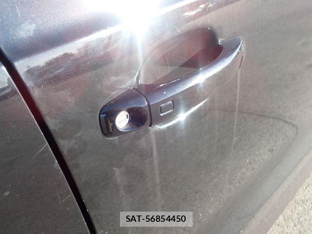 Audi Q3 2015-04 8411282-12