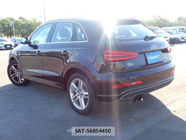 Audi Q3 2015-04 8411282-2